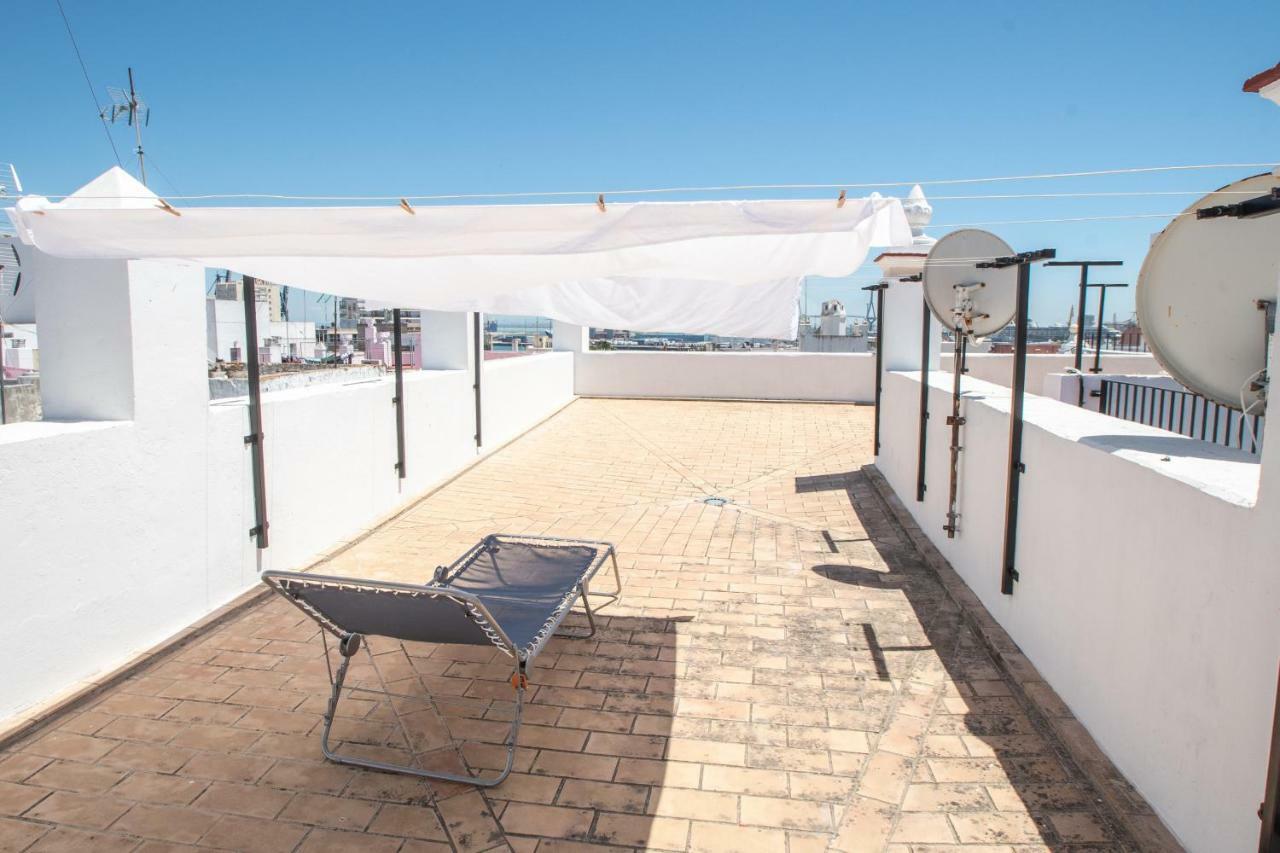 Apartamento Aires Mediterraneos Apartment Cádiz Exterior foto